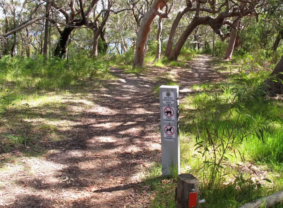 The "wildlife protection" marker will help you find the trailhead.
