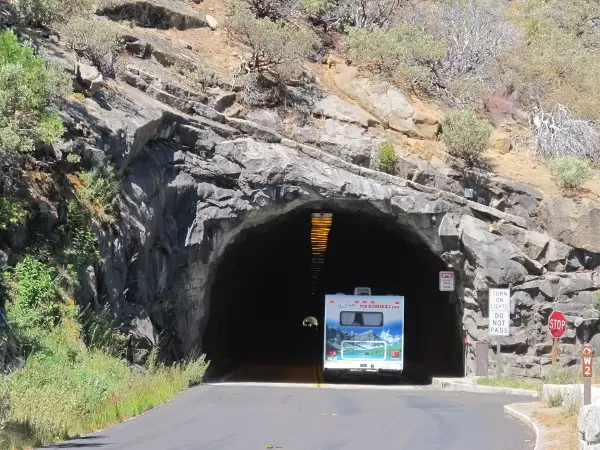 Tunnel! 