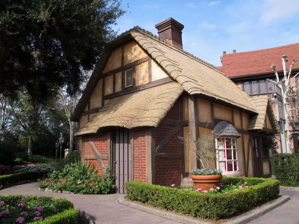 English countryside cottage.