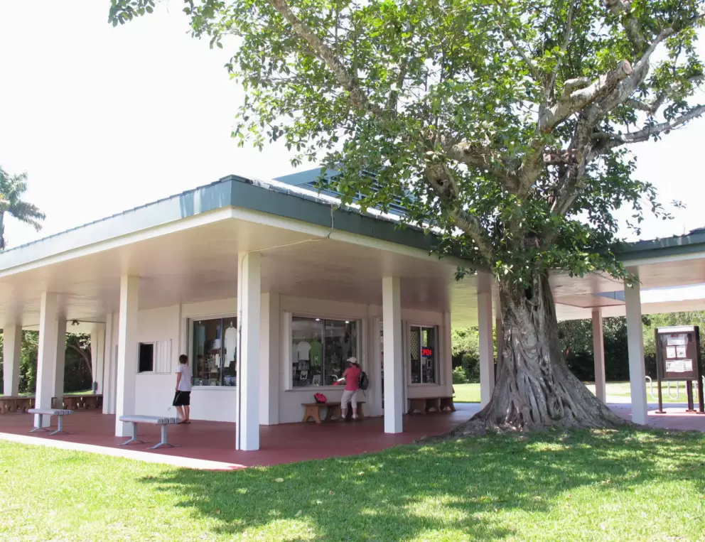 The information building at the Anhinga Trail.