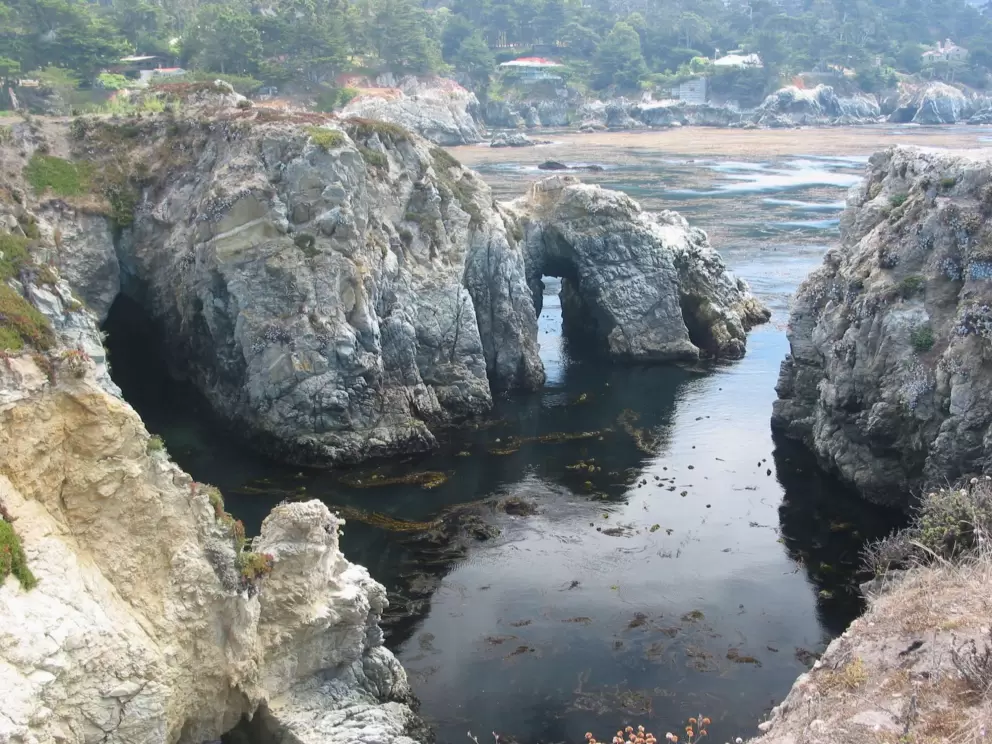 The sea arch around the corner from China Cove.