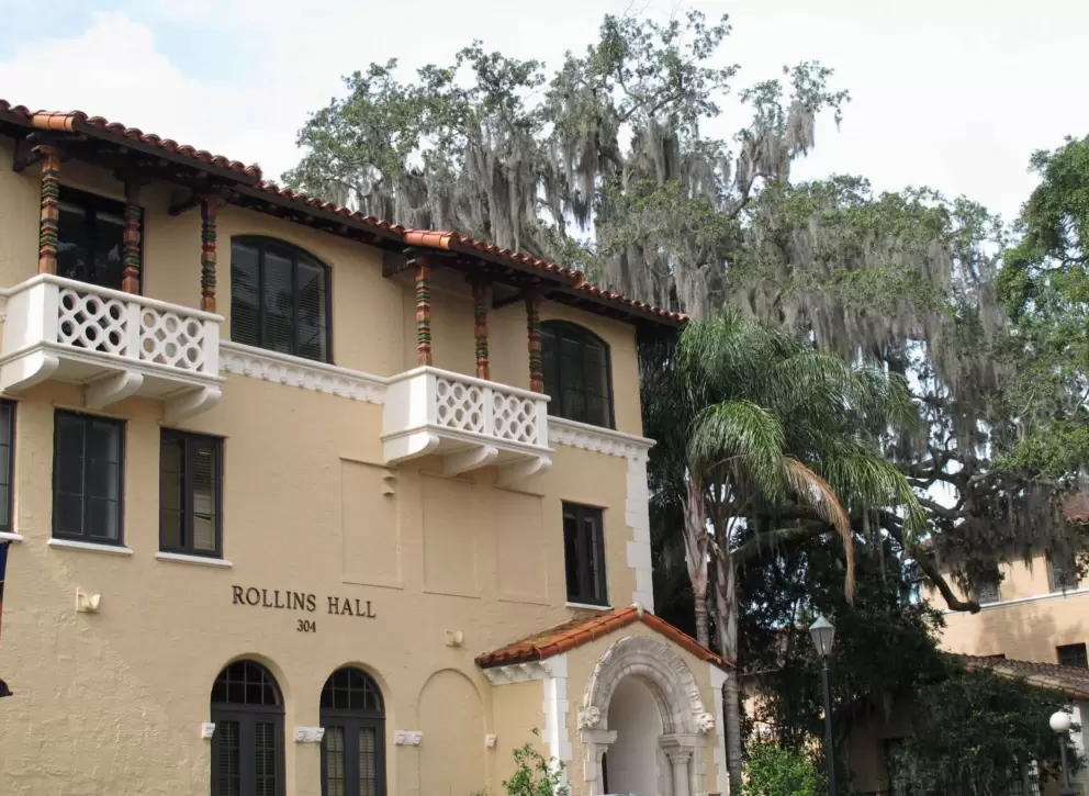 Spanish architecture and moss-draped oaks.