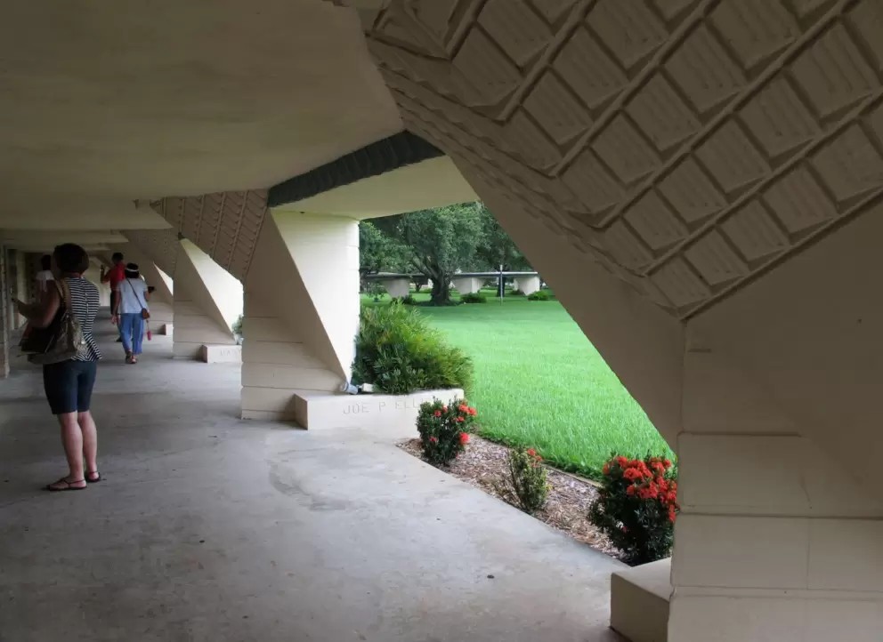 Strange low walkways.