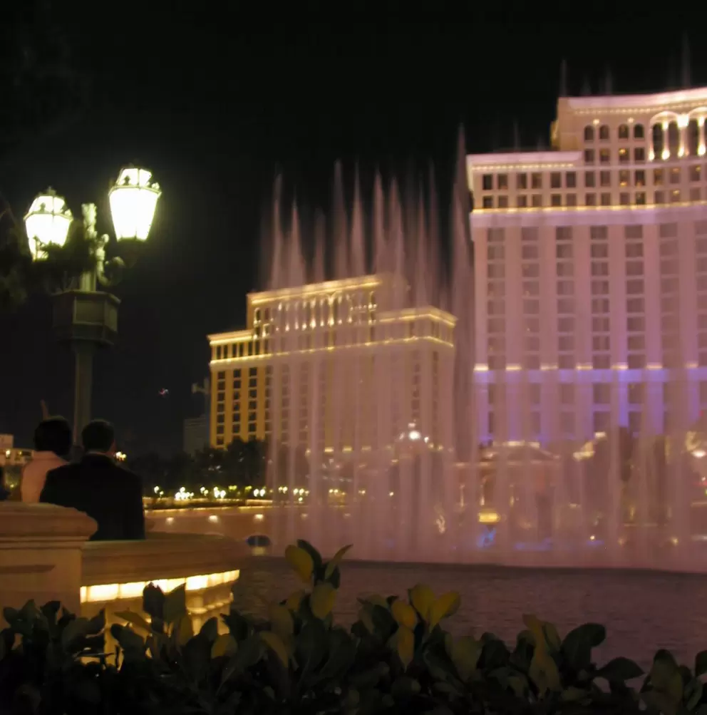 At night, have a romantic walk along the European-style boulevard that The Strip becomes outside the Bellagio Resort.