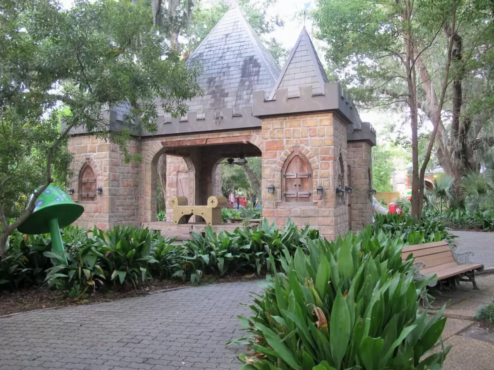 Castle where you can hold birthday parties.