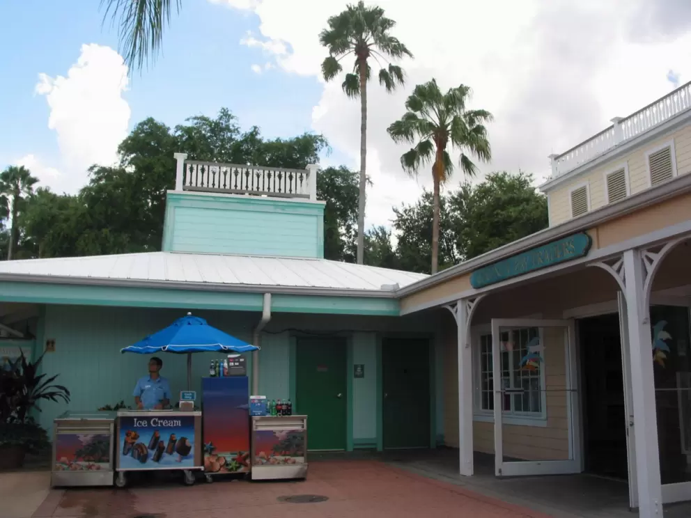 The Key West area has pastel-colored architecture.