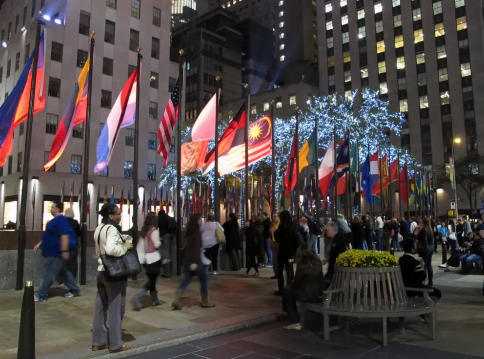 I love this spacious spot outside the 30 Rock building, above the rink.