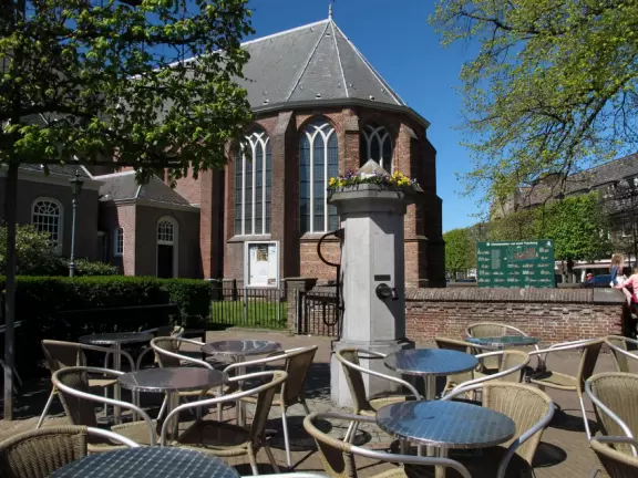 Cute historic main street with amazing architecture, good restaurants, and a little, leafy church yard.