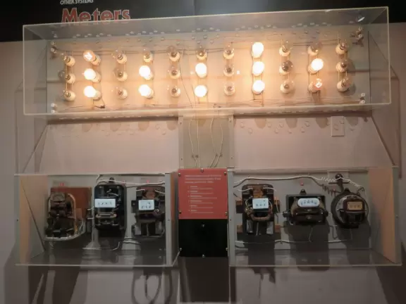 Interesting museum with exhibits on transportation (with great life-size scenes), voting, and items brought to America by immigrants.