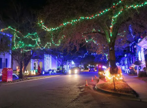 At Christmas, the beautiful Victorian homes in Celebration lend themselves beautifully to being lit up!