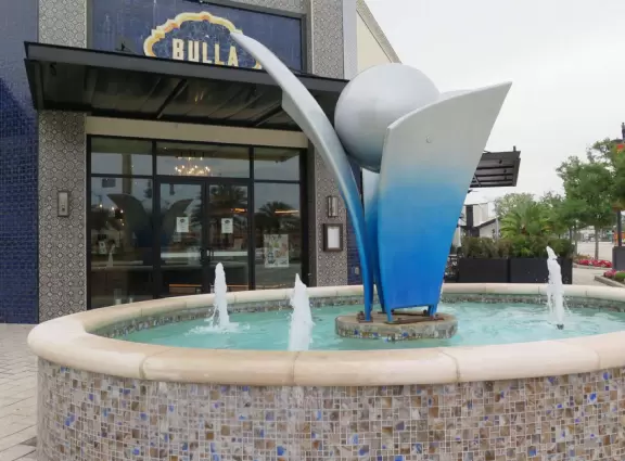Fountain outside Bulla Gastrobar, across Orlando Ave.