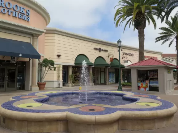 Carlsbad Premium Outlets Outdoor Mall