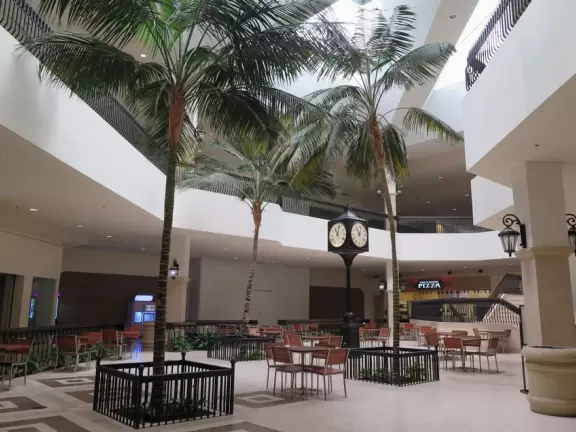 Santa Maria Town Center Indoor Mall