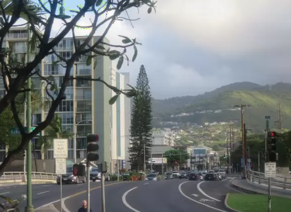 Beautiful mountains views. You can walk for miles along the Ala Wai canal!