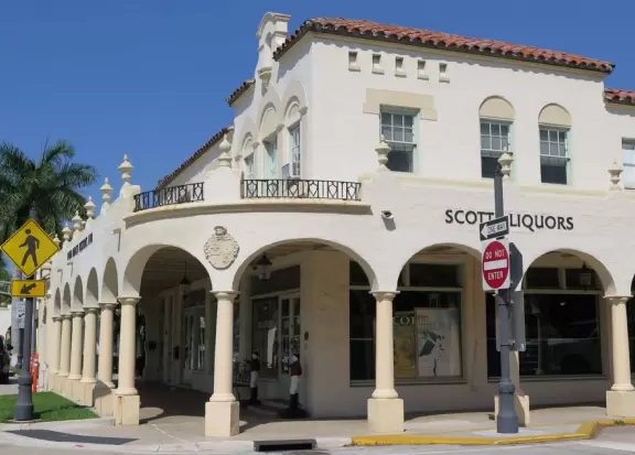 Palm Beach Historic Inn. 
