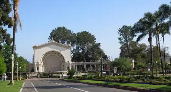 The pavilion in the distance. 