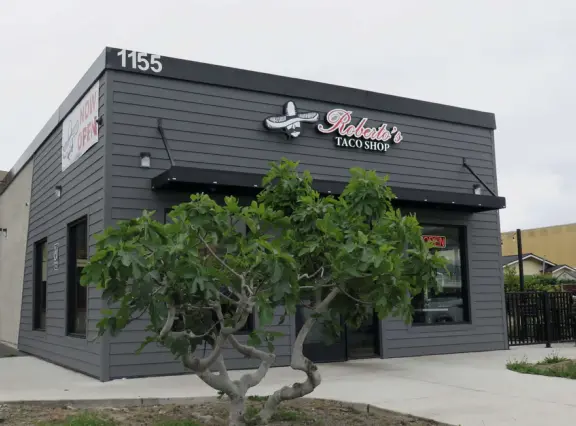 Roberto's Taco Shop, a new, spiffy location in Point Loma, with outdoor seating. 