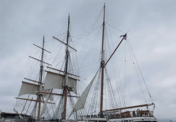 Take a long walk along the harbor, past museums, sparkling highrises, parks, and cafes.