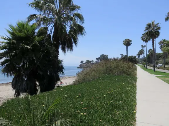 The path up to Shoreline Park, along Shoreline Drive. 