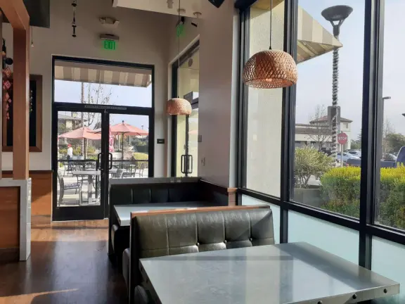 Cute cafes, and a nice stroll around Hollister Village.