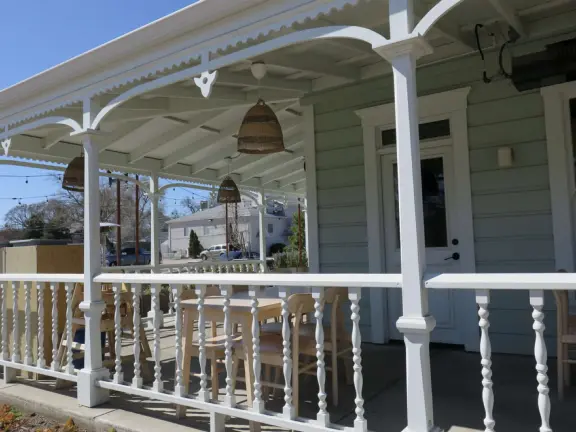 Attractive public market two minutes drive north of downtown, with outdoor and indoor seating, and nice walks nearby.