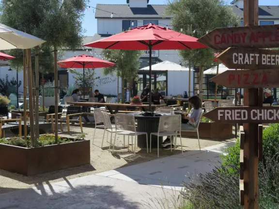 Coffee shop, food court, ice cream and pastry shops, brewery, gift shop and market, outdoor public spaces with fire pit and tables and selfie spots galore, farm with donkeys, goats, and alpaca! Also called San Luis Ranch.