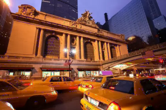 Rest in these glorious halls as you wait for the subway!