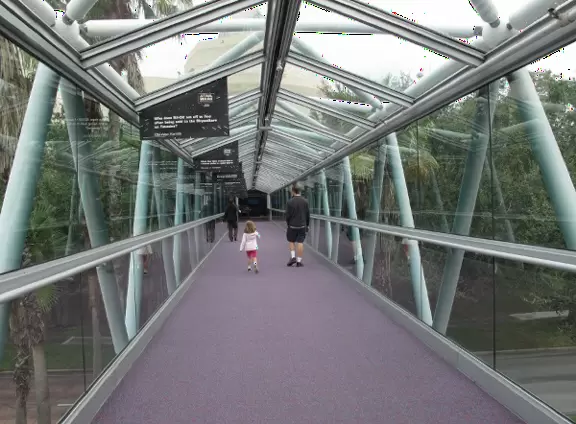 Walkway from the parking to the science center.